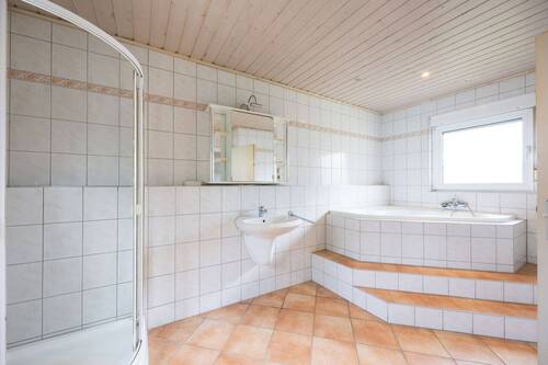 Badezimmer (OG) - 