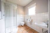 Badezimmer (EG) - 
