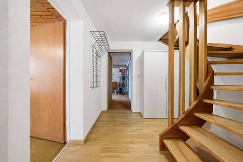 Flur Keller - 