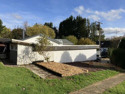 Garten - Blick Richtung Garage - 