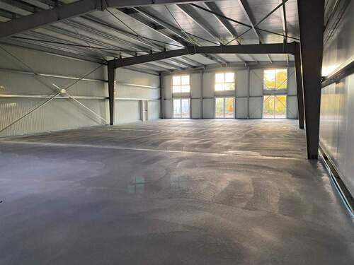 223637_575F2125C8FC460BF8F2D4574ECE4E98.jpg - Repräsentative Halle! Zentral gelegen, ideale Anbindung, perfekte Infrastruktur für Logistik & Industrie!