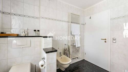 1. OG Badezimmer 2 - 