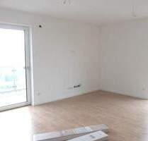 **ERSTBEZUG - Moderne 2-Zi-EG-Whg mit Terrasse und kleiner Gartenfläche** - Regensburg Brandlberg-Keilberg