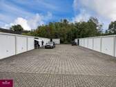 13 vermietete Garagen - 