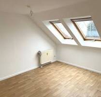2-Raumwohnung Dachgeschoss, Am Bahnhof 2, Erfurt-Vieselbach