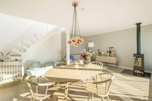 Wohn- und Essbereich - 4 Zimmer Etagenwohnung zum Kaufen in Berlin