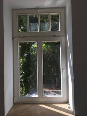 Sommerausblick im Wohnzimmer - 