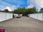 13 vermietete Garagen - 