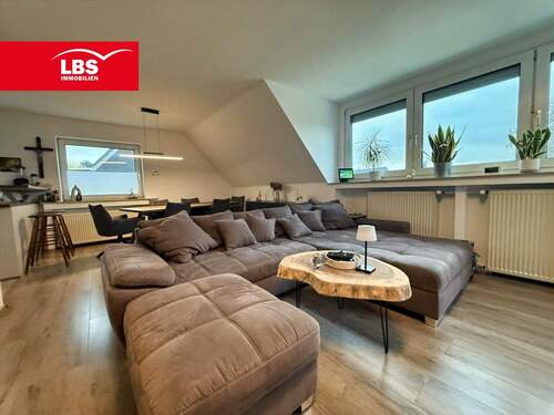 Wohn-Esszimmer Wohnung DG - 