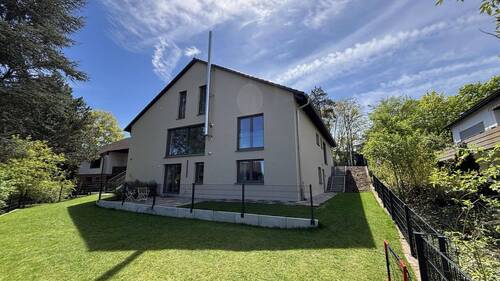 Bild 1 - Moderne, möblierte, neu sanierte Wohnung mit Terrasse und eigenem Gartenanteil (Babenberger Viertel)