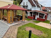 Freisitz und Gartenhaus - 5 Zimmer Einfamilienhaus in Flörsbachtal