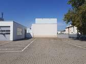 Parkplatz 2 - 