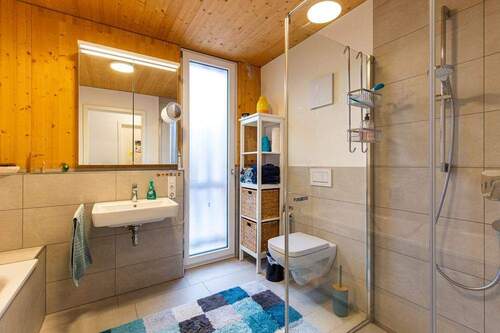 Einrichtungsbeispiel Bad - 