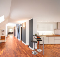 KENSINGTON - Exklusiv - Traumhafte Dachgeschosswohnung mit privatem Lift - München Thalk.Obersendl.-Forsten-Fürstenr.-Solln