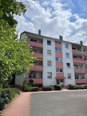 Herzlich Willkommen - ** Helle 3 Zimmer Wohnung mit guter Ausstattung, 2 Balkonen, Einbauküche - frei **