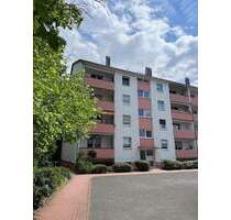 ** Helle 3 Zimmer Wohnung mit guter Ausstattung, 2 Balkonen, Einbauküche - frei ** - Schwaig bei Nürnberg Behringersdorf