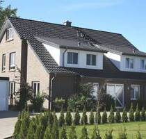 *** WITTENFELD-BAU *** NEUBAU 2012 | Vierfamilienhaus | ruhige Lage | moderne Gartenwohnung | große Garage - Delmenhorst Bungerhof