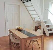 Seltene Gelegenheit: Besonderes Wohnungspaket mit zwei Altbau-Wohnungen und ausgebautem Dachgeschoss in Berlin-Spandau