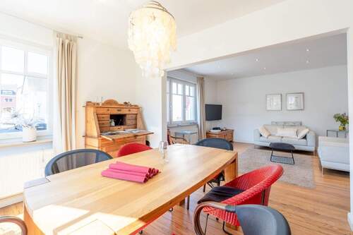 Wohn- und Esszimmer - 