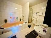 24-Badezimmer.jpg - 