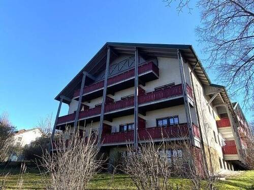 Außenansicht WHG im 2. OG - 4 Zimmer Etagenwohnung zum Kaufen in Bad Griesbach i.Rottal