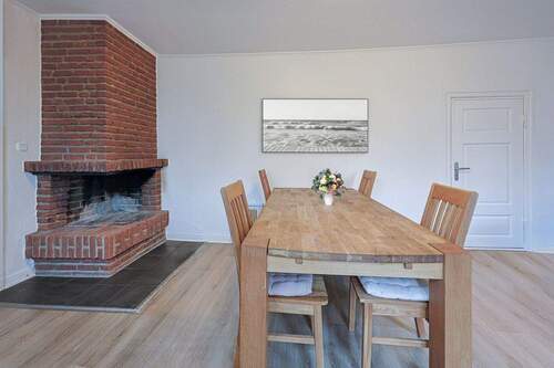 WHG2 Wohnzimmer mit Kamin WHG2 - 