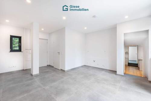 Raum oben hinterausgang - 