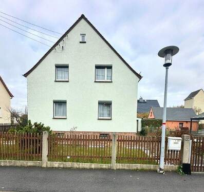 Hausansicht - 3 Zimmer Einfamilienhaus zum Kaufen in Hainichen