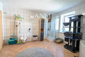 Wohn- und Geschäftshaus in Senden - 1. OG 4 Zimmer Wohnung - Badezimmer 1 - 