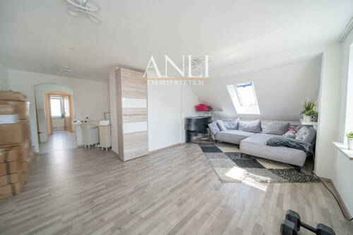 Wohn- und Geschäftshaus in Senden - 2. OG 4 Zimmer Wohnung - Wohnzimmer - 