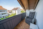 Wohn- und Geschäftshaus in Senden - 2. OG 4 Zimmer Wohnung - Loggia Küche - 