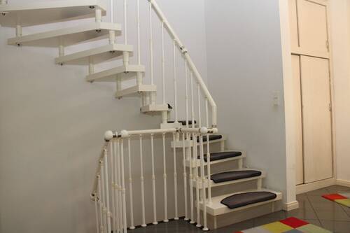 Treppe zum Obergeschoss - 