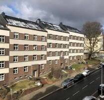 sonnige 3-Raum-Wohnung mit Balkon Dachgeschoss - Chemnitz Bernsdorf