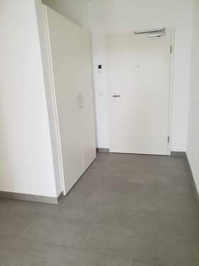Eingangsbereich - 2 Zimmer Etagenwohnung zur Miete in Herzogenaurach