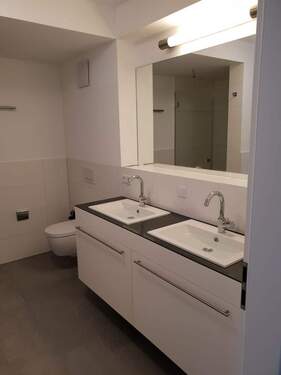 Badezimmer - 2 Zimmer Etagenwohnung in Herzogenaurach