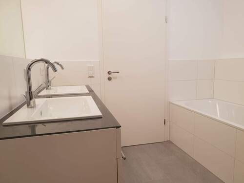 Badezimmer - Etagenwohnung mit 70,10 m&sup2; in Herzogenaurach zur Miete