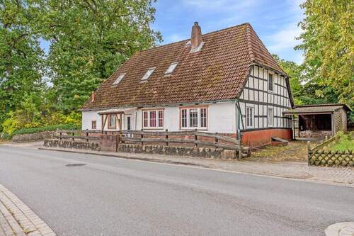 Außenansicht - 8 Zimmer Einfamilienhaus zum Kaufen in Harsefeld