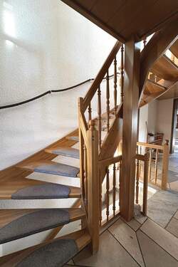 Treppe EG ins OG - 