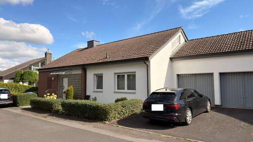 Bild 1 - MASSIVES FAMILIENHAUS IN PERFEKTER LAGE MIT FERNSICHT! KEINE KÄUFERPROVISION!