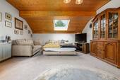 Schlafzimmer 1 (Dachgeschoss) - 