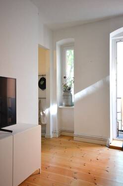 Flur - 2 Zimmer Etagenwohnung in Berlin