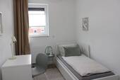 Zimmer 3 - 