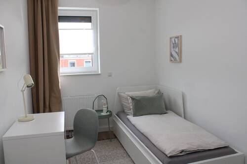 Zimmer 3 - 