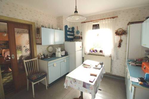 IMG_3770.JPG - 7 Zimmer Einfamilienhaus in Pößneck