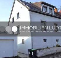 Flexibel nutzbare Doppelhaushälfte mit viel Platz & Entwicklungspotenzial Perfekt als Einfamilien- oder Mehrgenerationenhaus - Saarland - Quierschied Fischbach