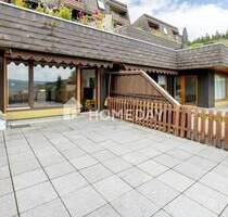 Charmante 2-Zimmer-Terrassenwohnung mit Weitblick, Südbalkon & TG-Stellplatz - Schonach im Schwarzwald