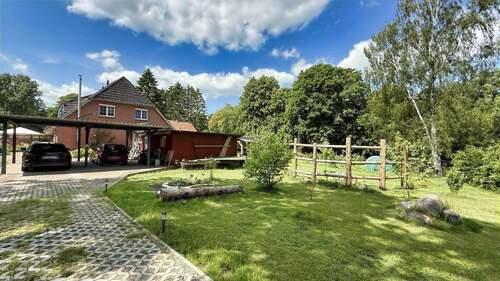 Hofeinfahrt - 5 Zimmer Doppelhaushälfte zum Kaufen in Gülzow-Prüzen