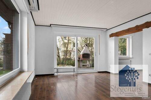 Wohnzimmer - 7 Zimmer Einfamilienhaus in Bad Bentheim