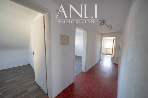 Flur Blick richtung Wohnzimmer - 