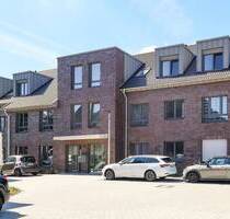 Große 3-Zimmer-Wohnung mit Südwest-Dachterrasse - Langenfeld (Rheinland) Reusrath